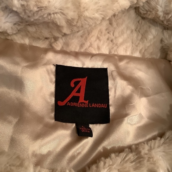 Adrienne Landau Cream Tan Faux Fur Poncho Size Large - Picture 5 of 7